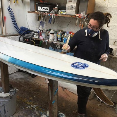 Anna getting her top coat on after only 3 days of intense shaping and glassing. #surfboard #custom #makeyourown @jaxonsurfboards