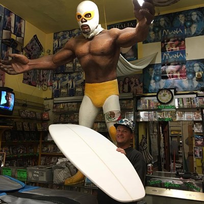 Friday! Yes! Had a blast shaping at Casa Loza discoteca /surf in Wilmington. Shaping collaboration with Mario Loza. Deep Mexican roots, amazing family