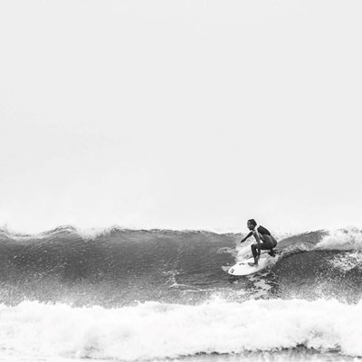 @gordon_d catching the beauty of another #woolacombe moment.