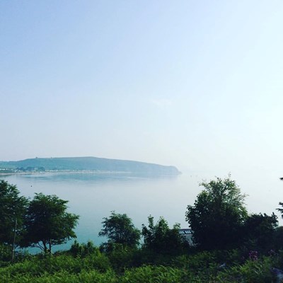 Wall to wall this morning #beachlife #abersoch #northwales #abersochwatersports
