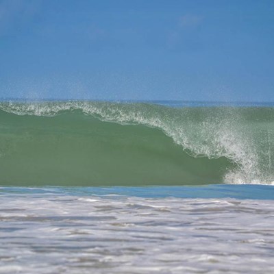 Kan jij ook niet wachten tot de zomer weer begint? In de mei vakantie gaat Aloha naar Frankrijk met jullie. Ben je tussen de 12-16 jr check dan snel deze link: http://golfsurfschool.nl/surfschool/surftrip/