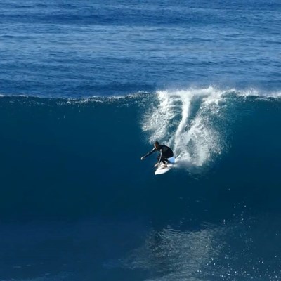 Today's momentSurfer: Mor MelukaPhoto by: Vahine