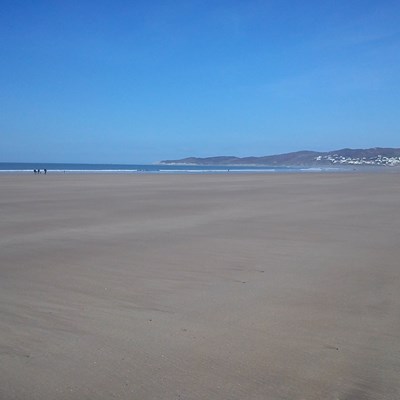 The sun shone, the surf pumped and spring was definitely in the air this weekend. North Devon is getting ready for Easter!