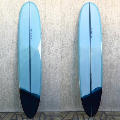 Log du jour bonjour / comme un goût d'été pour Greg 🌴🐬🐠🍻 #noserider #log #singlefin #longboard #resinwork #resinart #bicolor #tband #surfboard #bleu #blue