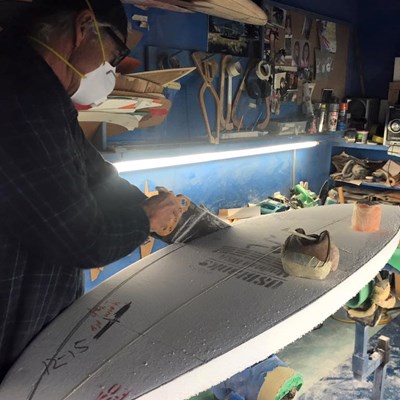 Hand Shaped Custom Single Fin in the Making #surfboardsbymattmoore #rincondesigns #handshapedsurfboards #customsurfboards #rincon #carpinteria #rinconclassic #skills