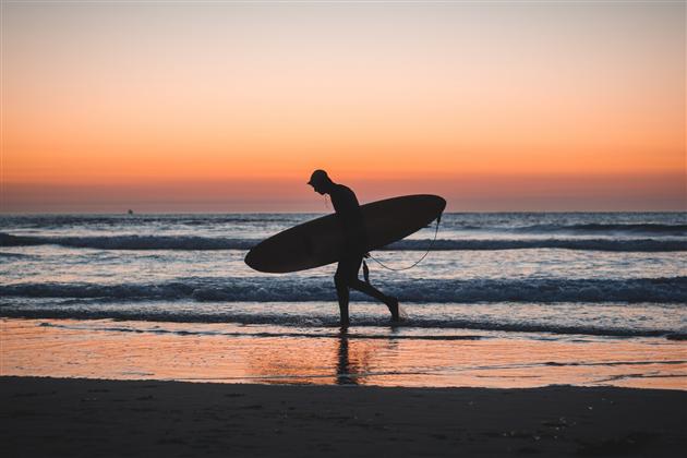 Surf and Study Abroad: Top 10 Universities For College Surfers